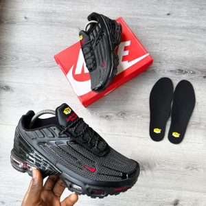 NIKE AIR MAX TN PLUS III
