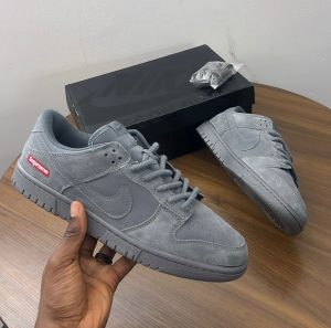 Nike SB Dunk Low x Supreme Grey Sneakers