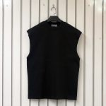 PLAIN SLEEVELESS TEE - Image 4