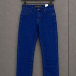 Men's blue straight cut plain jeans